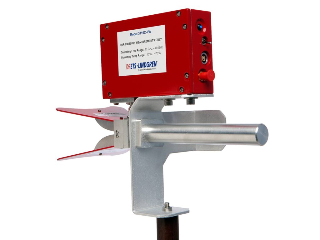 3116C-PA Double-Ridged Waveguide Horn with Pre-Amplifier